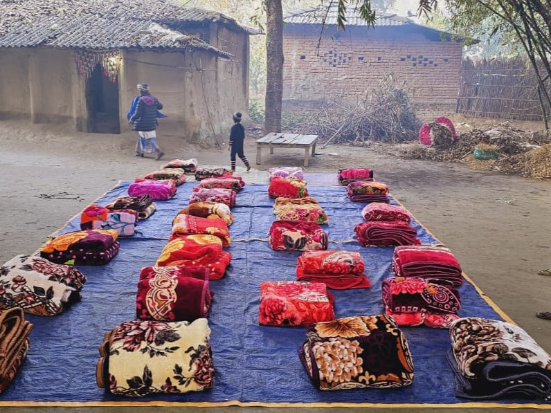 winter blanket distribution